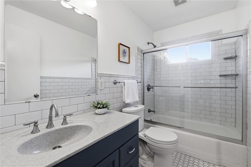 214 W 114th Street — photo 25