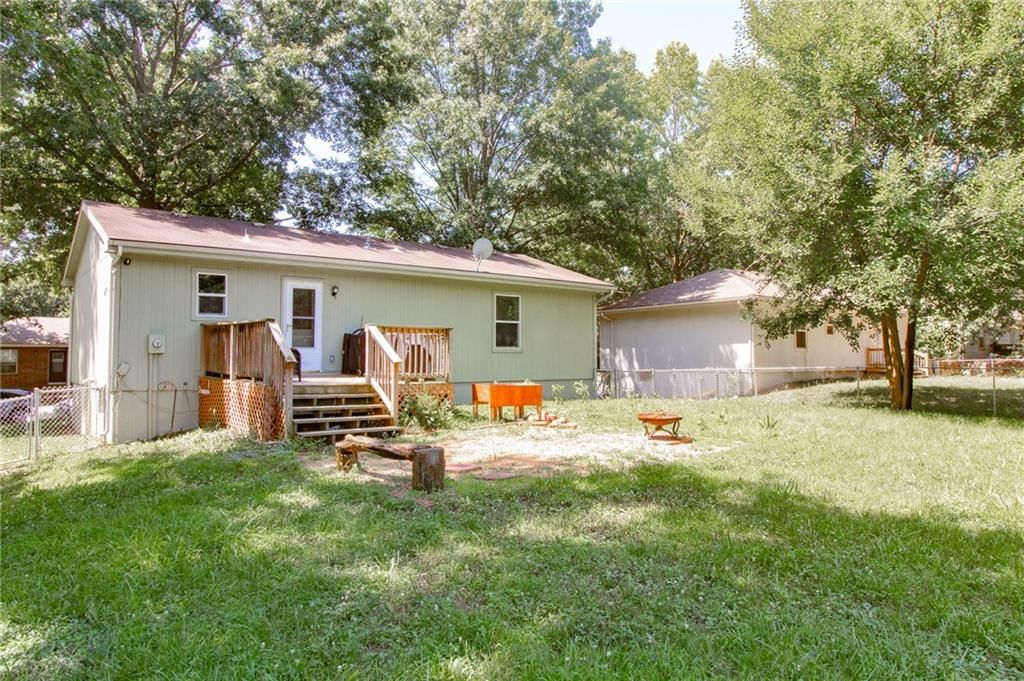 808 SE 19th Street — photo 22