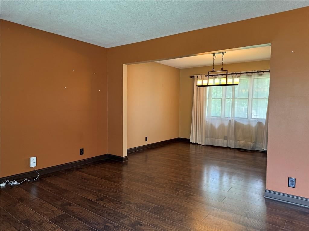 904 NE 60th Terrace — photo 9