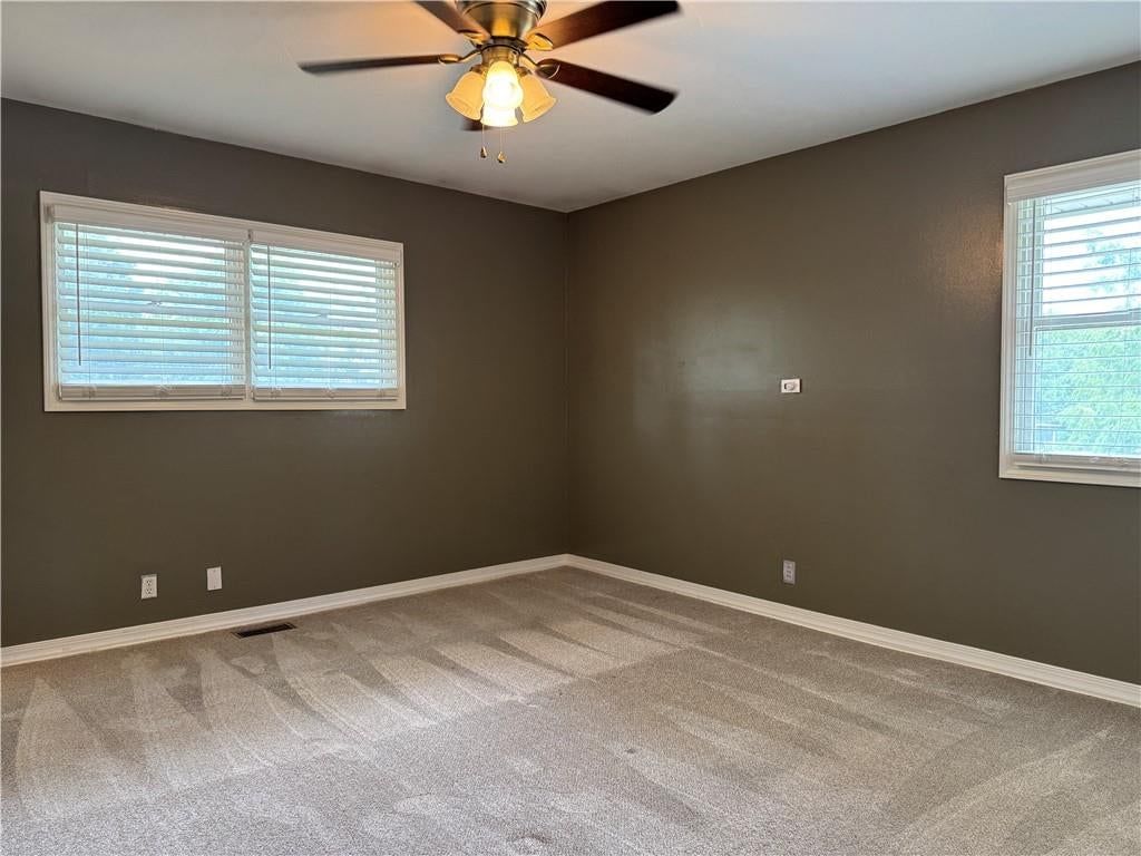 904 NE 60th Terrace — photo 23