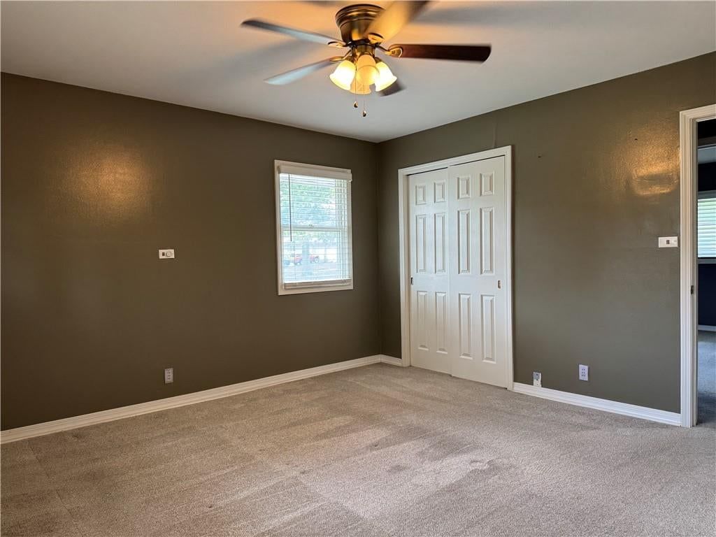 904 NE 60th Terrace — photo 24