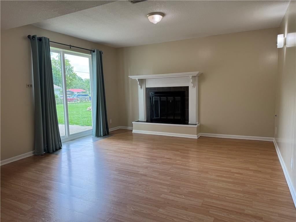 904 NE 60th Terrace — photo 27