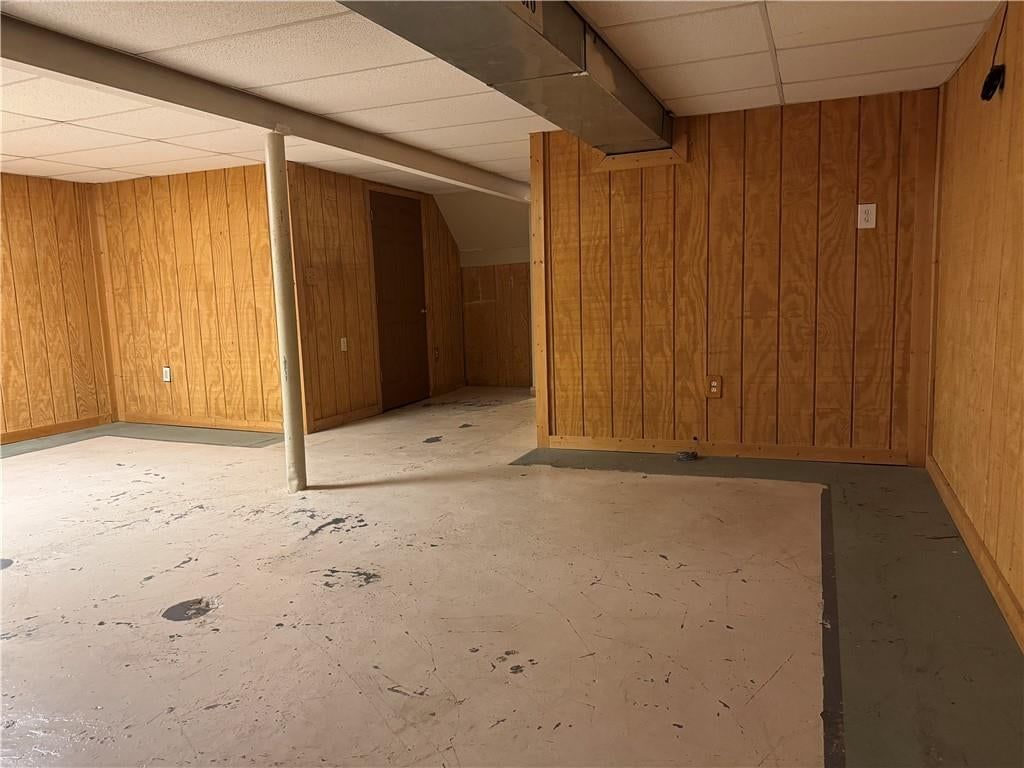 904 NE 60th Terrace — photo 34