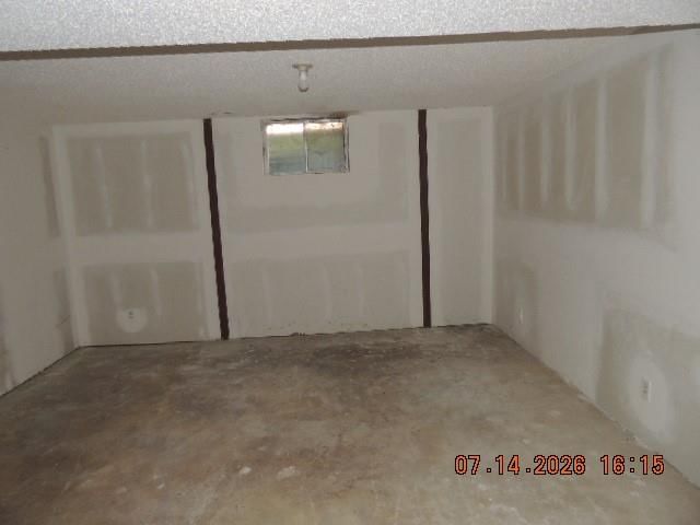 1005 Lisa Lane — photo 16