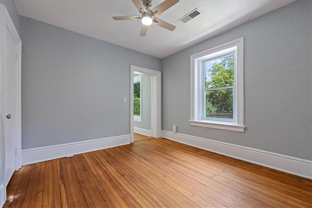 3612 Wyandotte Street — photo 26