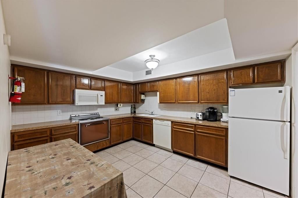4512 Jefferson Street — photo 27
