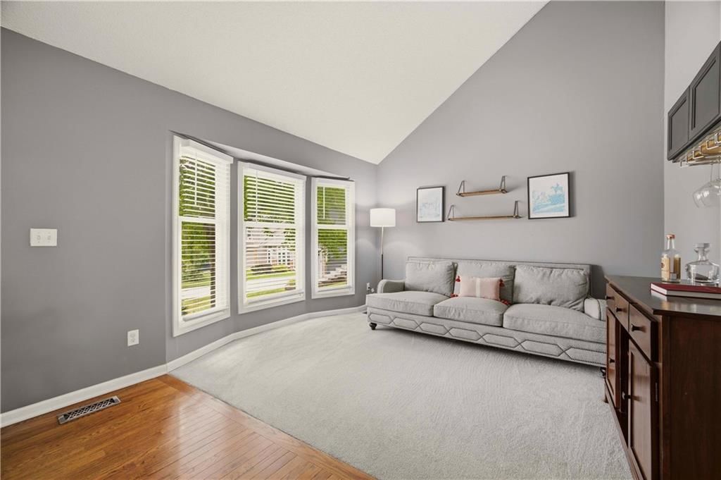 22625 W 64th Terrace — photo 4