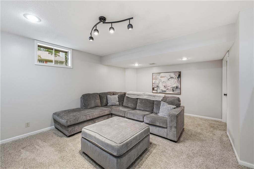 11205 RILEY Street — photo 31