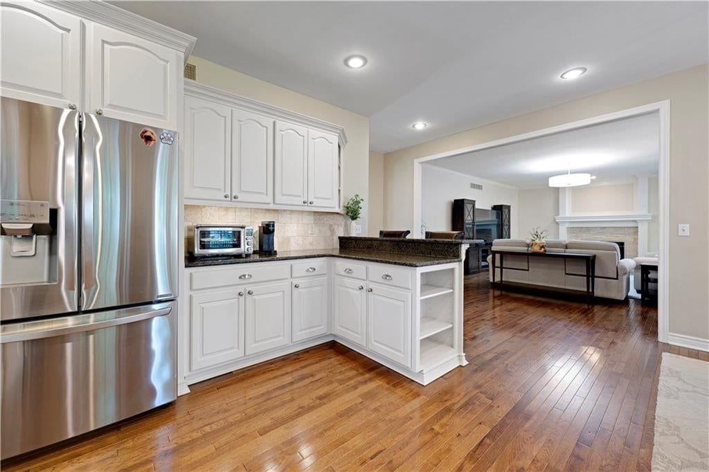 13708 BELINDER Street — photo 9