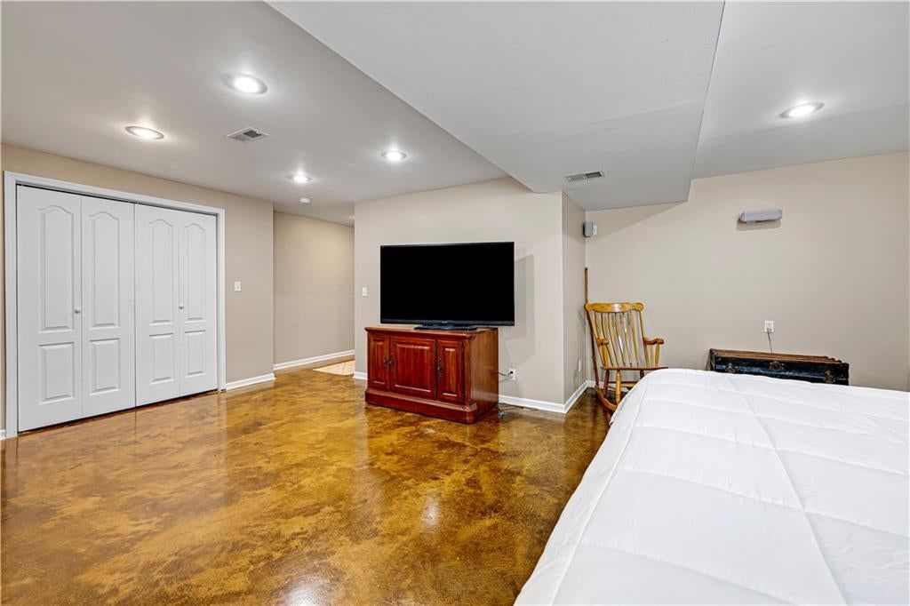 13708 BELINDER Street — photo 39