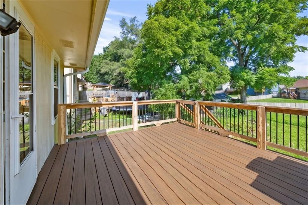 8806 NE 73rd Street — photo 31