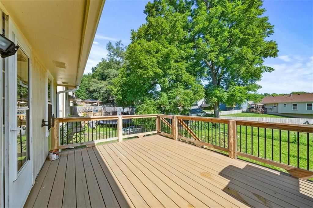 8806 NE 73rd Street — photo 32