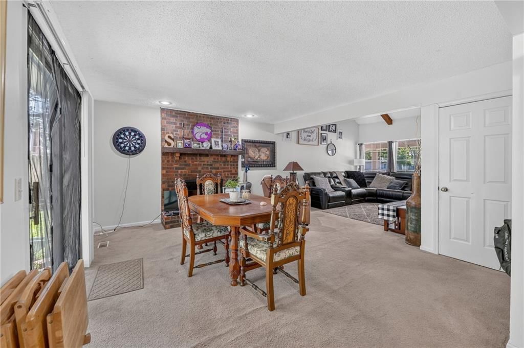 8337-8339 Farley Street — photo 27