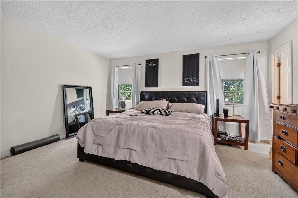 8337-8339 Farley Street — photo 31