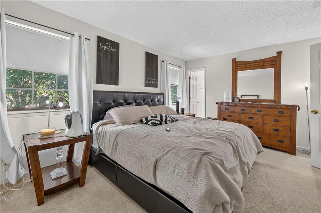 8337-8339 Farley Street — photo 33