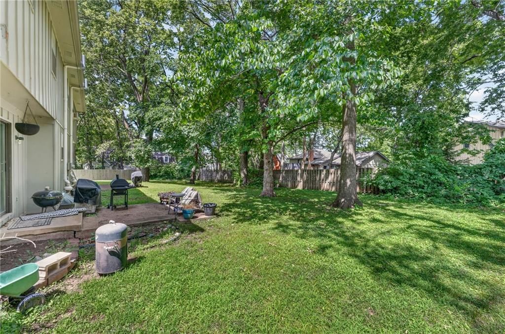 8337-8339 Farley Street — photo 39