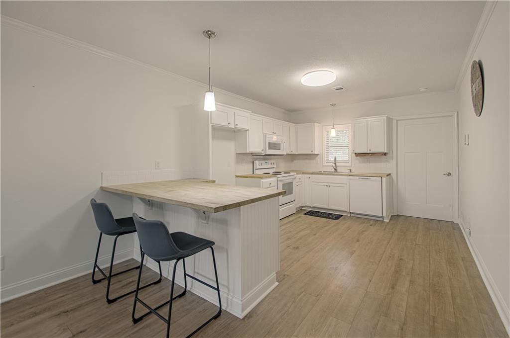 10119 E Lexington Avenue — photo 6