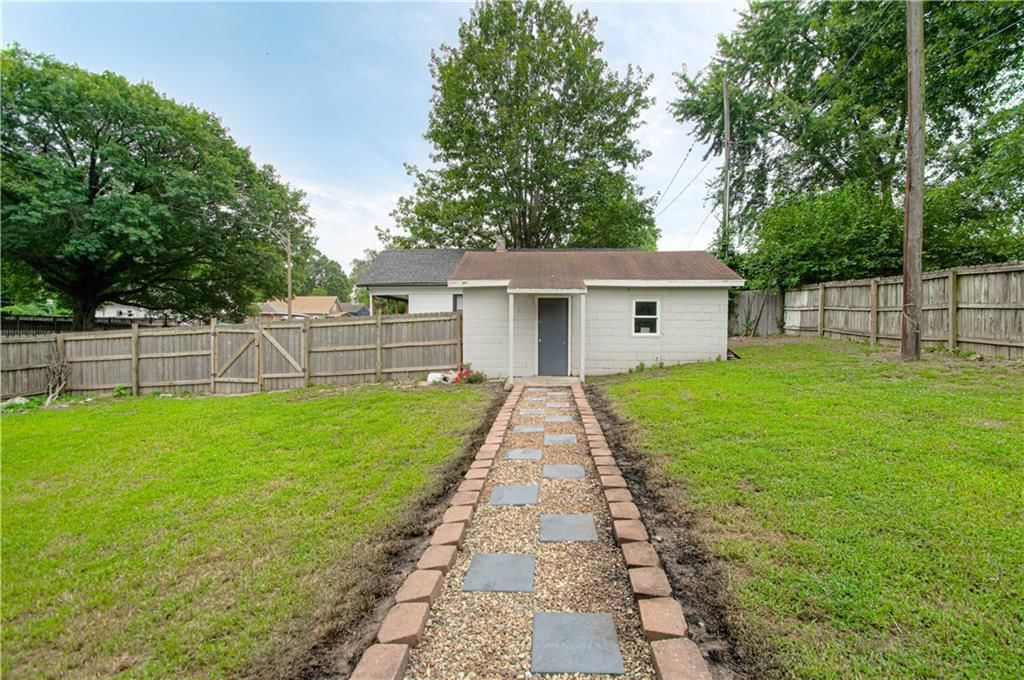 10119 E Lexington Avenue — photo 20