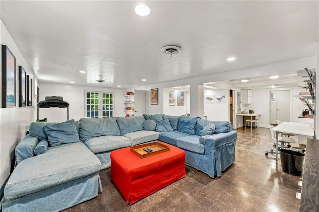 928 E Drumm Circle — photo 35