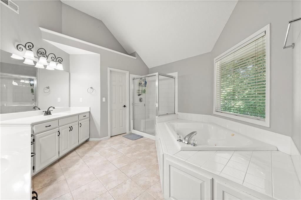5316 W 139TH Terrace — photo 30