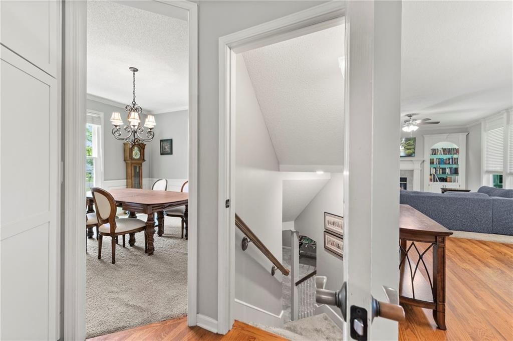 5316 W 139TH Terrace — photo 40