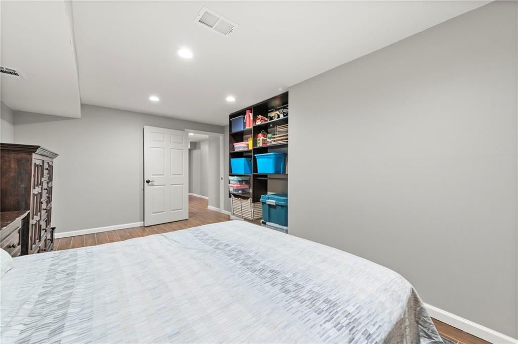 5316 W 139TH Terrace — photo 47