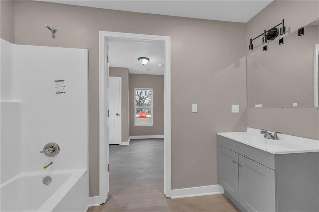 1420 S Appleton Avenue — photo 4