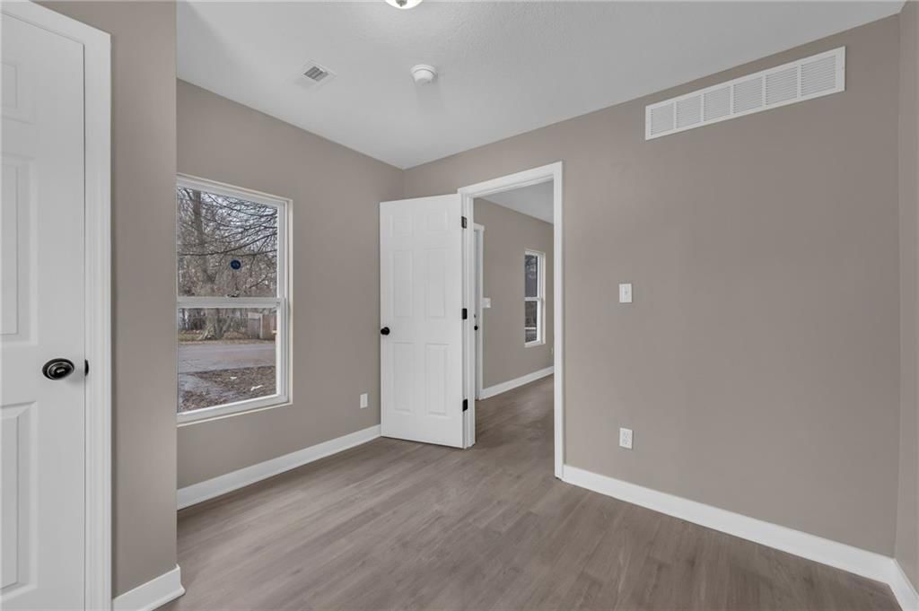 1420 S Appleton Avenue — photo 6