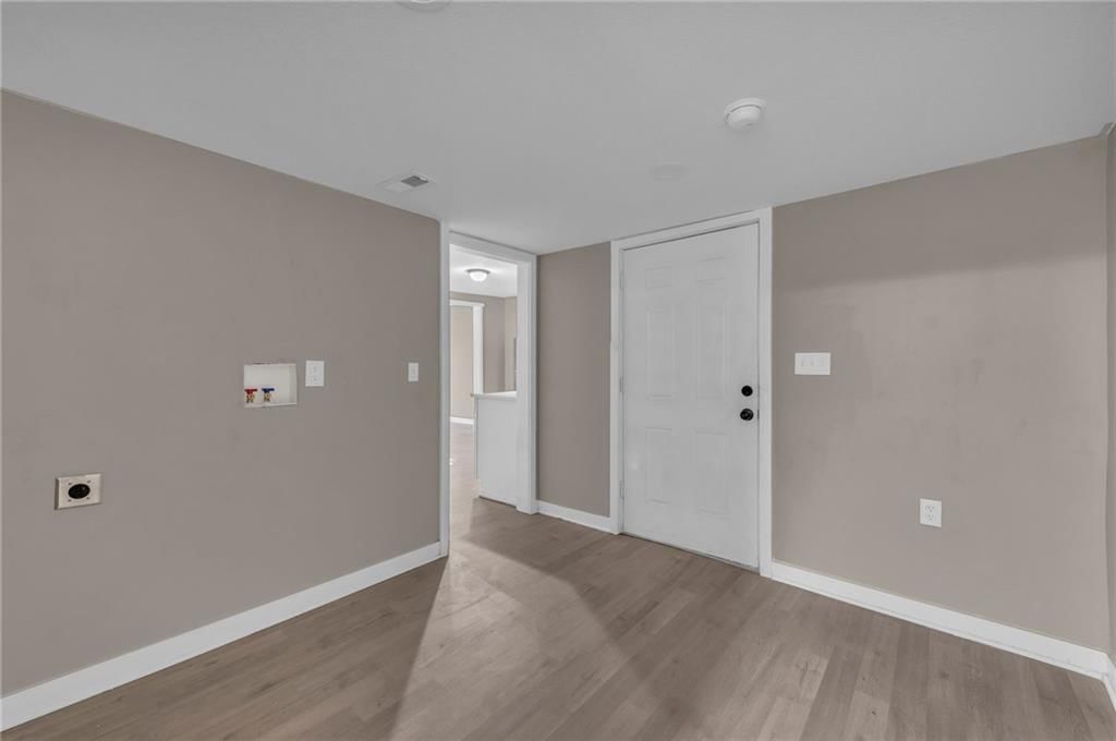 1420 S Appleton Avenue — photo 8