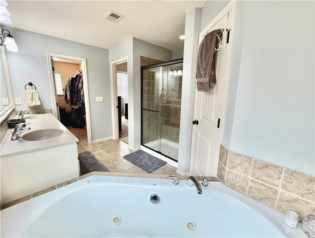 409 SW Webster Drive — photo 25