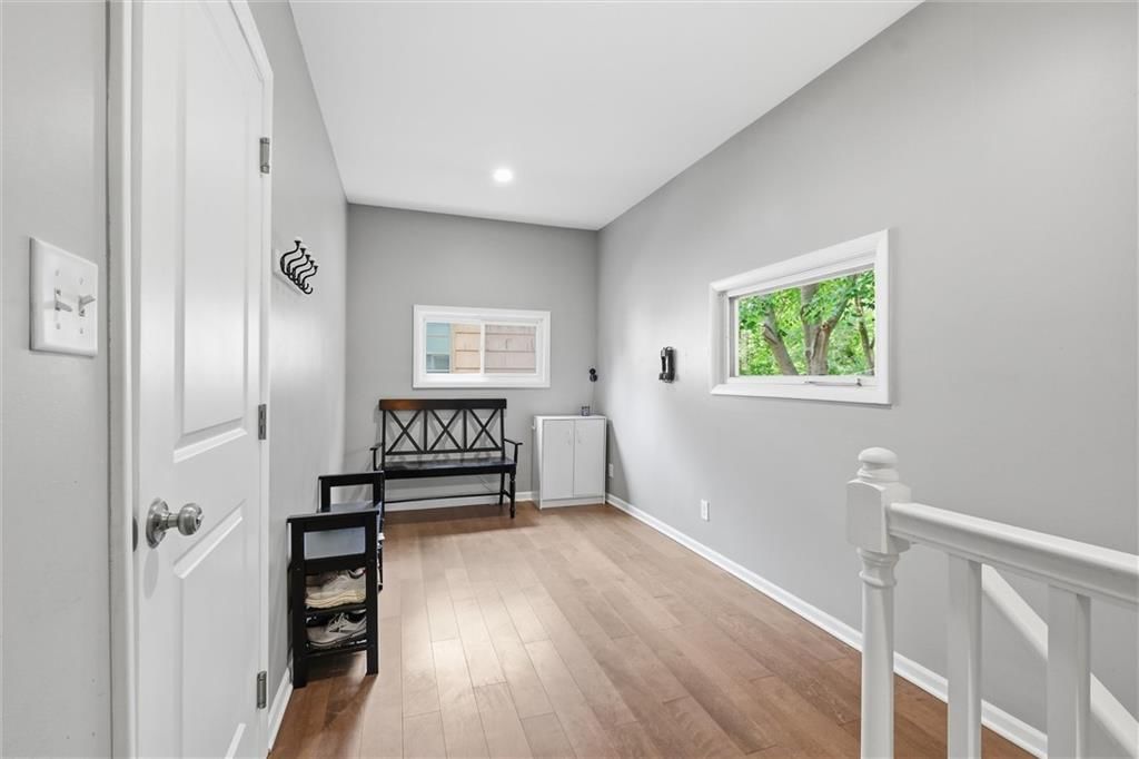 8025 Maple Street — photo 19