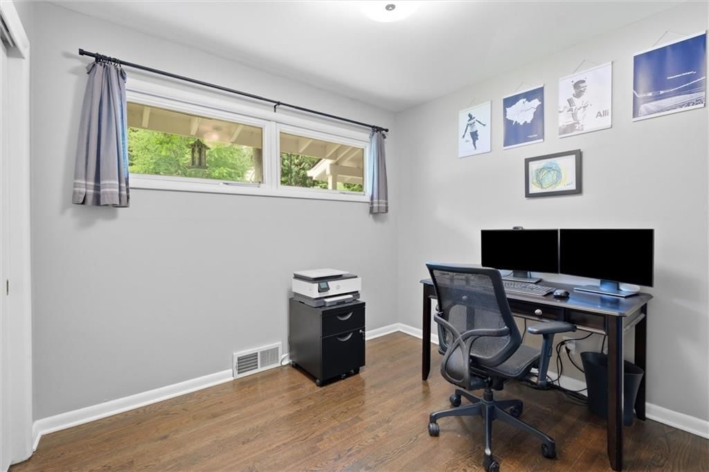8025 Maple Street — photo 27