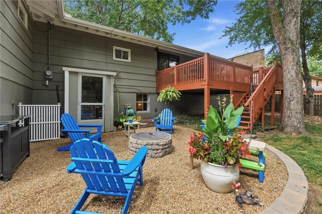 8025 Maple Street — photo 38