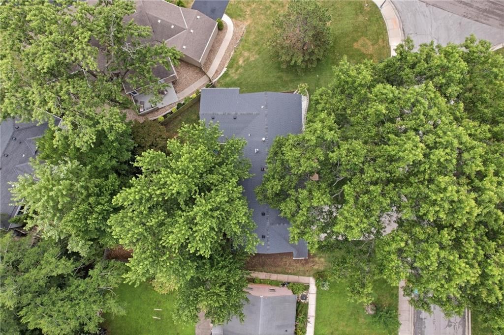8025 Maple Street — photo 44