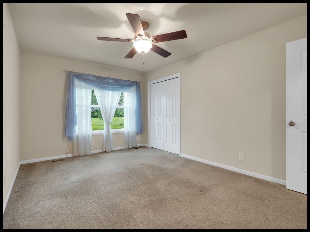 560 NE 115th Road — photo 34