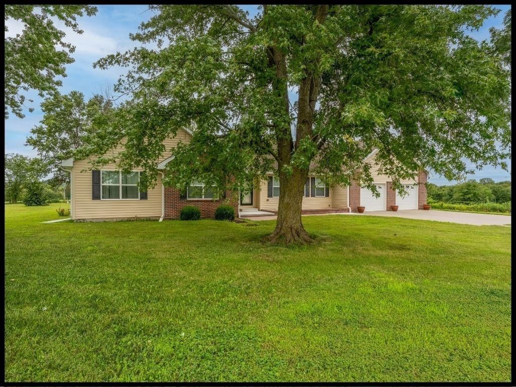 560 NE 115th Road — photo 50