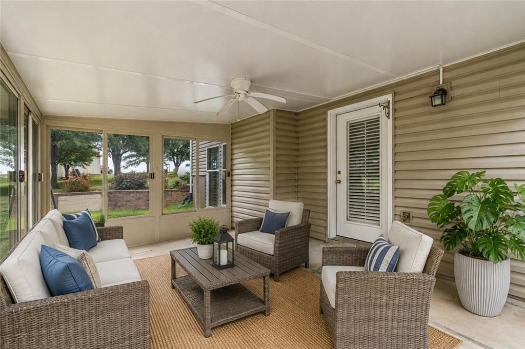 6401 SW Reed Lane — photo 32