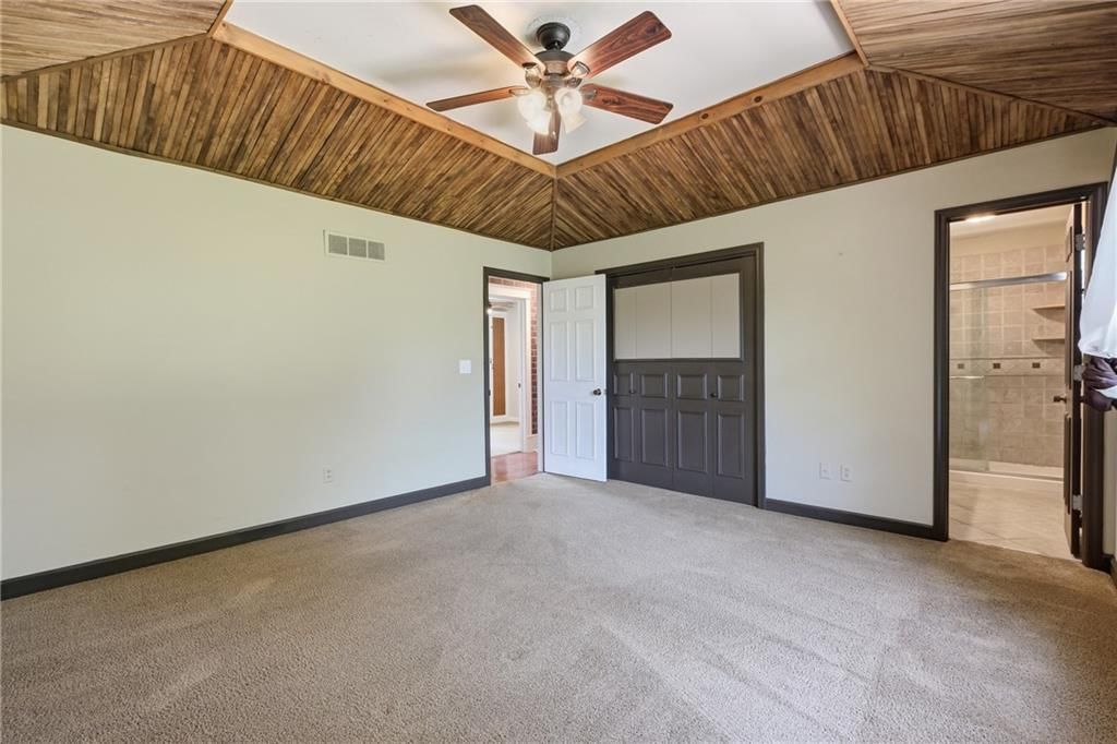 21222 W 70th Street — photo 13