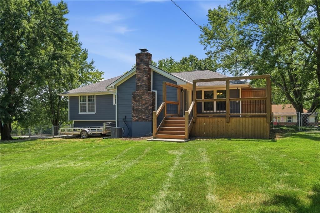 21222 W 70th Street — photo 23