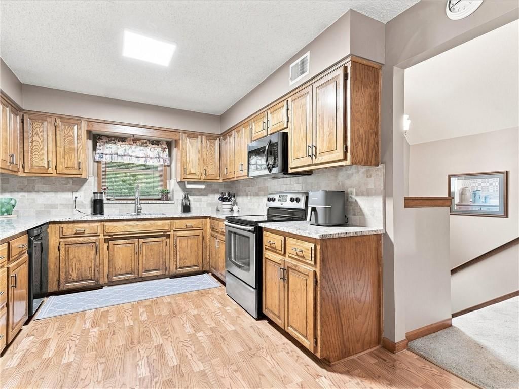 4109 NW 64th Place — photo 7