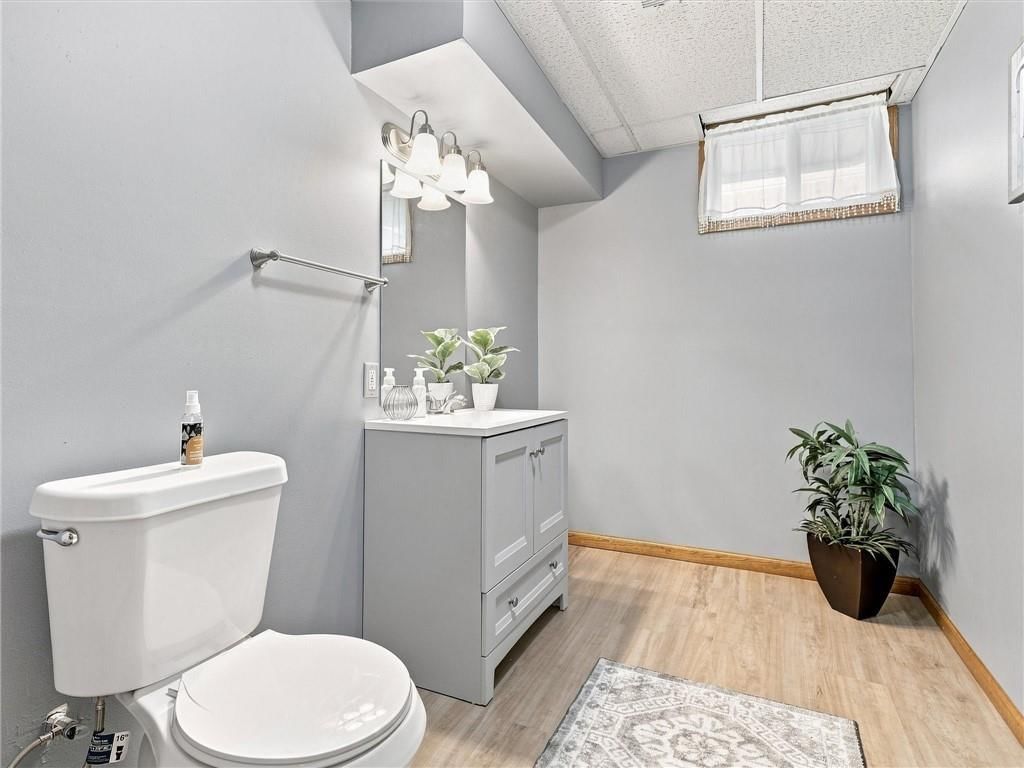 4109 NW 64th Place — photo 31