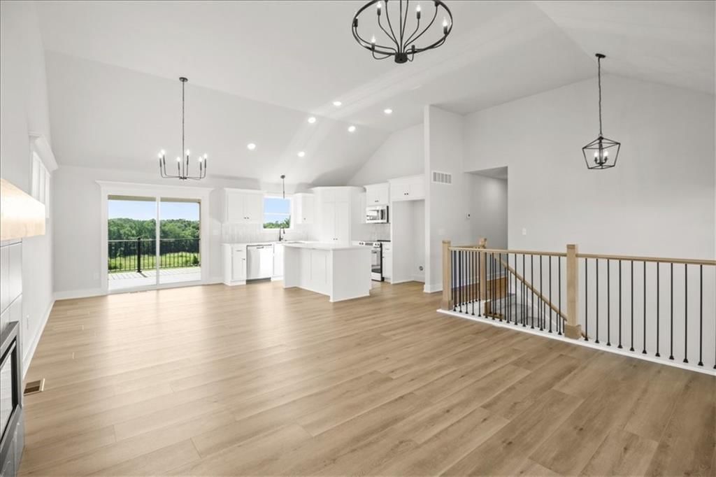 1325 N Holland Court — photo 4