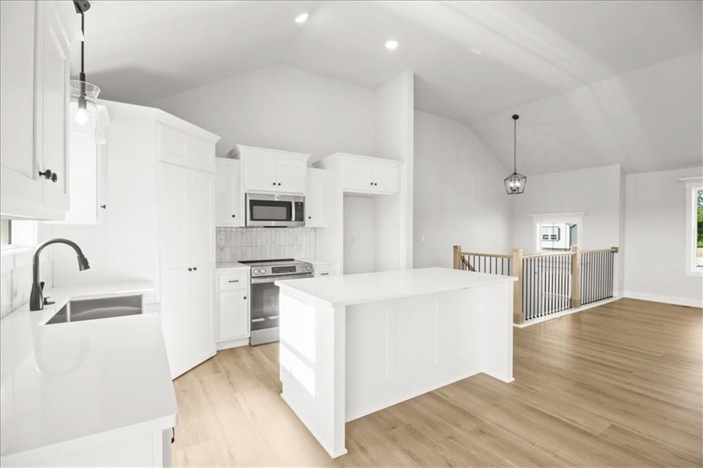 1325 N Holland Court — photo 9
