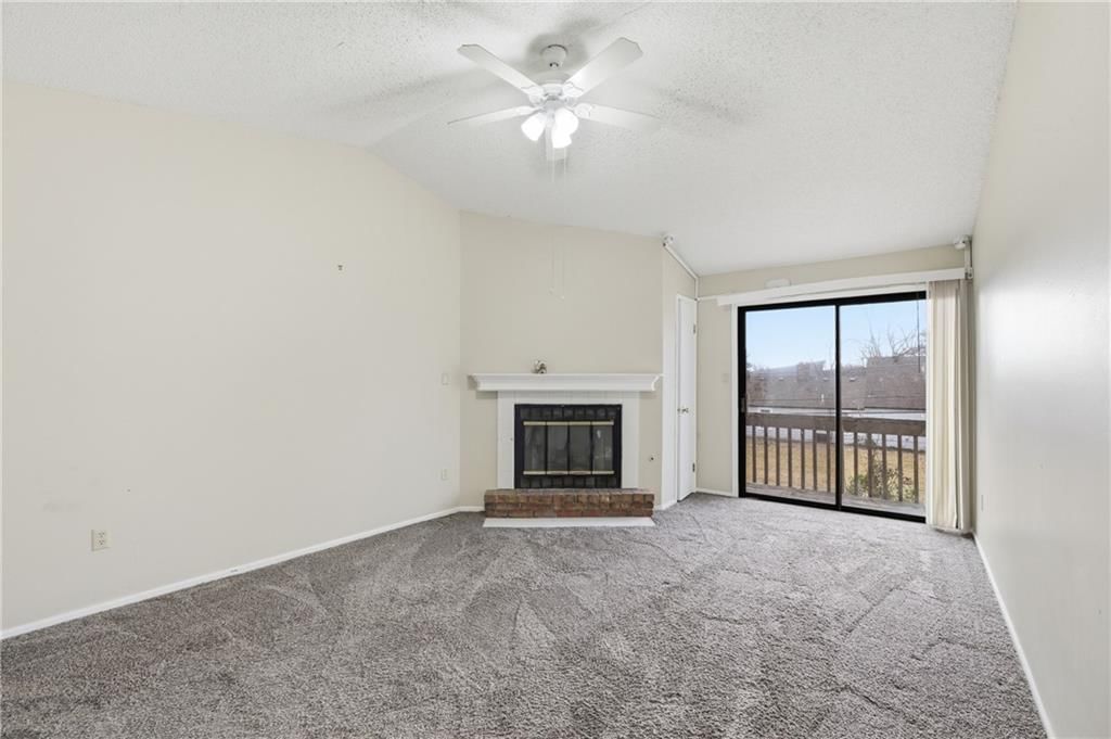 8139 Holmes Road — photo 9