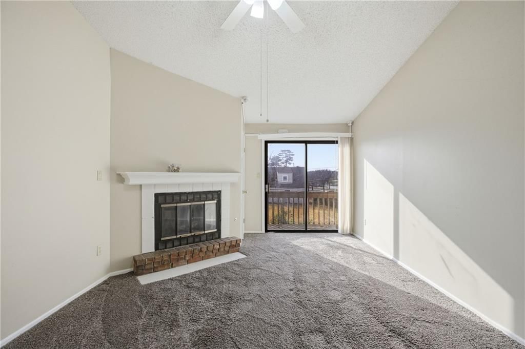 8139 Holmes Road — photo 12