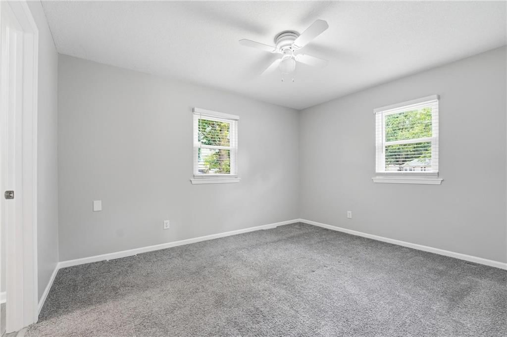 1010 E Langsford Road — photo 22