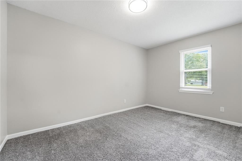 1010 E Langsford Road — photo 23