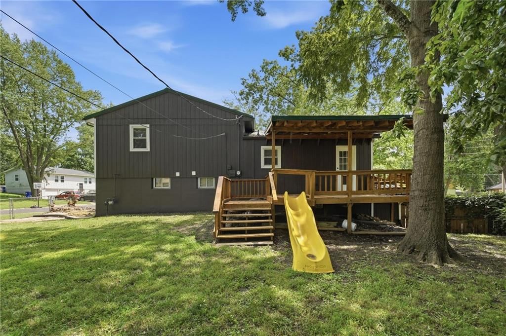 1010 E Langsford Road — photo 28