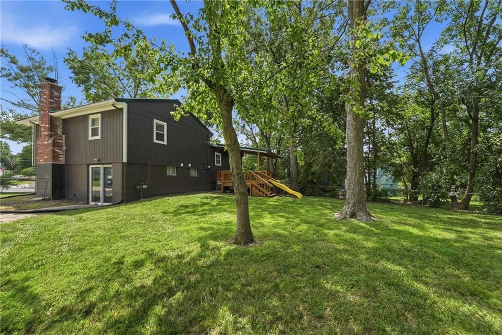 1010 E Langsford Road — photo 30