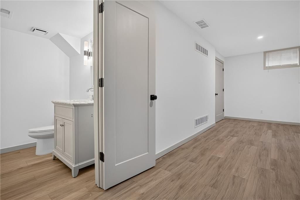 13655 S Sycamore Street — photo 57